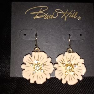 Earrings SHOW STOPPING  7 PAIR LOT~  GUESS~Chicos~VETTA~lifestyle studios & more